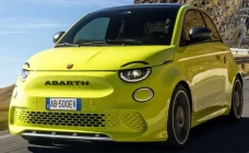 Abarth Luncurkan Hot...
