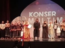 Terlibat di Konser Puisi...
