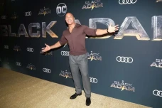 Dwayne Johnson Pastikan...