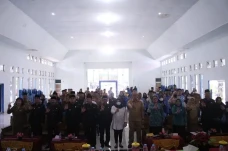 Pertemuan Publikasi...
