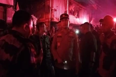 40 Rumah di Tambora...