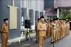 Gubernur Bengkulu Minta...
