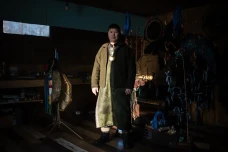 Dukun Siberia Ramalkan...