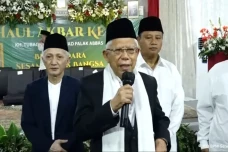 Wapres Minta Biaya Haji...