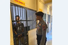 Asmara Kandas, TNI Gadungan...