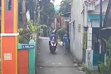 Ciri Pengendara Jambret...