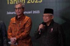 Biaya Haji Diusulkan...
