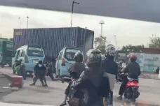 Polisi Tangkap Dua Pelaku...