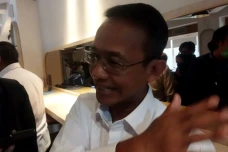 MRT Jakarta Targetkan...