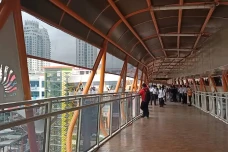 Skywalk Kebayoran Rp52...