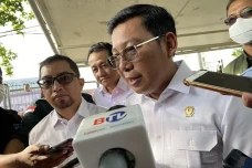 Tunjangan Pegawai Kurang...
