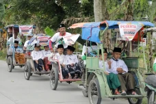 Tebar Manfaat, Kiai...