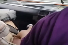 Penumpang Perempuan...