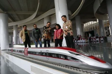 GoTo Gandeng Kereta...
