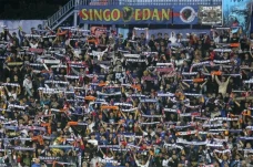 Aremania Dilarang Hadir...