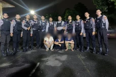 Polisi Bubarkan Tawuran...