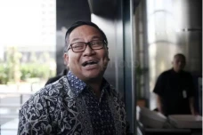 Di DPR Wamen BUMN Ungkap...