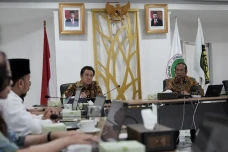 Stafsus Presiden Minta...