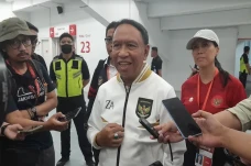 Mundur dari Menpora,...