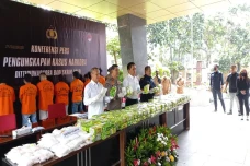 Bongkar Dua Kasus Narkoba,...