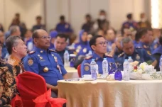 Pemkab Kaur Terima Bantuan...