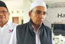 Kunjungi Yayasan Pangeran...