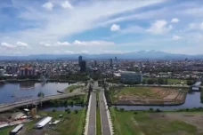 Luar Biasa! Pertumbuhan...