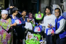 Relawan Satset Bagikan...