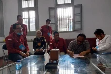 Kejagung Limpahkan Tersangka...