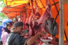 Tradisi Meugang di Aceh,...