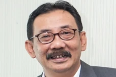 Antara Publikasi dan...