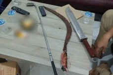 Waspada! Perang Sarung...