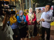 Baja Perindo Sahur Bersama...