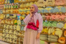 Gemar Belanja Online,...
