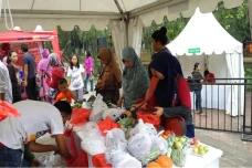 Pemkot Bekasi Gelar...