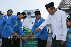 Gelar Ngaji Fiqih di...
