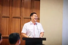 Mengintip Bisnis Dito...