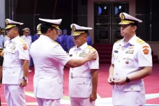 Panglima TNI Pimpin...