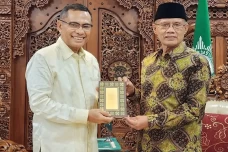Yayasan Muslim Sinarmas...