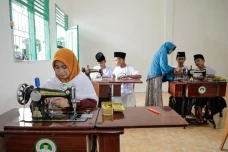 Bekal Berwirausaha,...