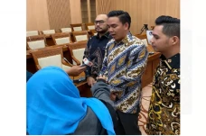 Ratusan IUP Dicabut,...