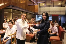 Peringati HUT ke-7,...