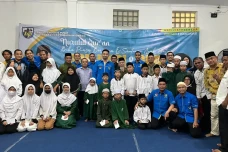 KNPI Gelar Buka Bersama...