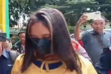 Berkas Mama Muda Tersangka...