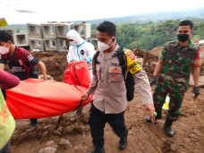 Tulang Belulang Manusia...