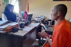 25 Murid SD Jadi Korban...