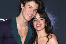 Shawn Mendes dan Camila...