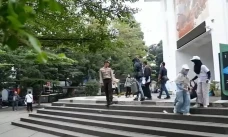 KPK Kembali Geledah...