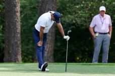 Tiger Woods Jalani Operasi...