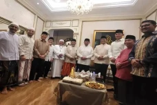 Anies, AHY, dan Sandi...